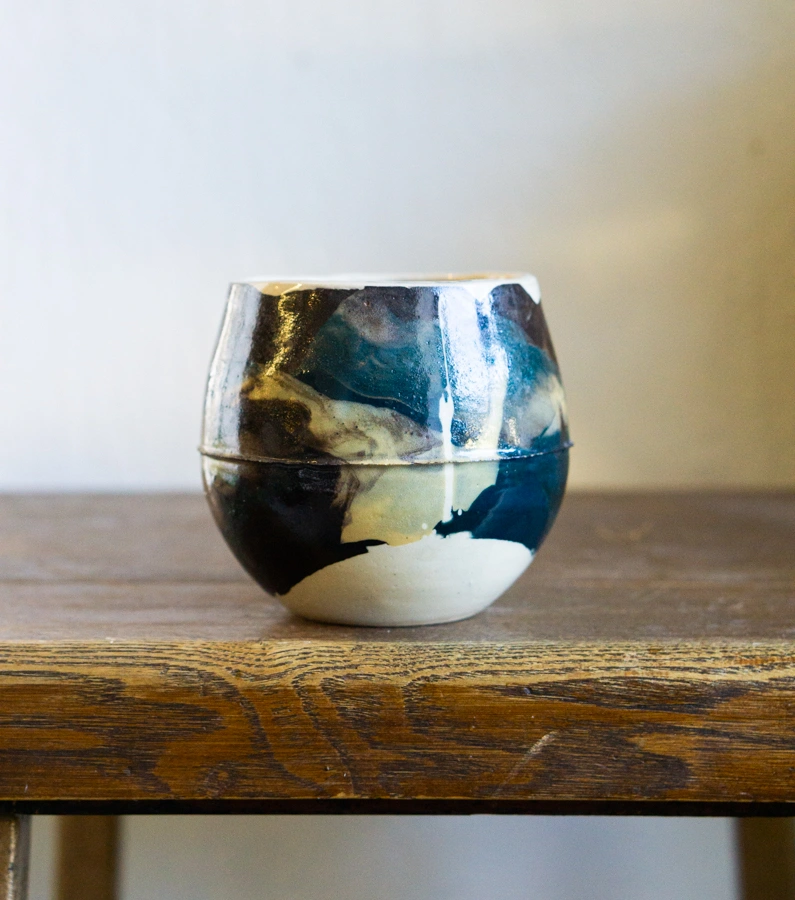 Keramicky kvetinac Atelier Javorski