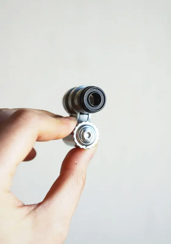 Vreckovy LED mikroskop Neptune 45x