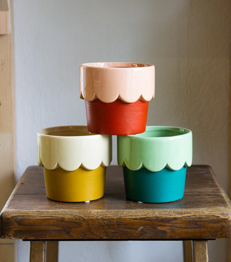 Keramicky kvetinac "Zmrzlinka"