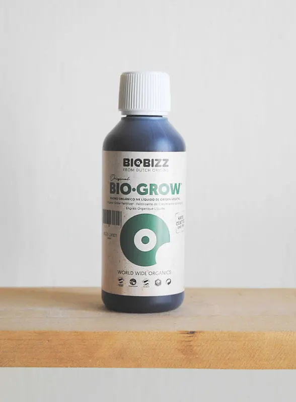Organicke hnojivo pre izbove rastliny - zakladne ziviny Bio-Grow