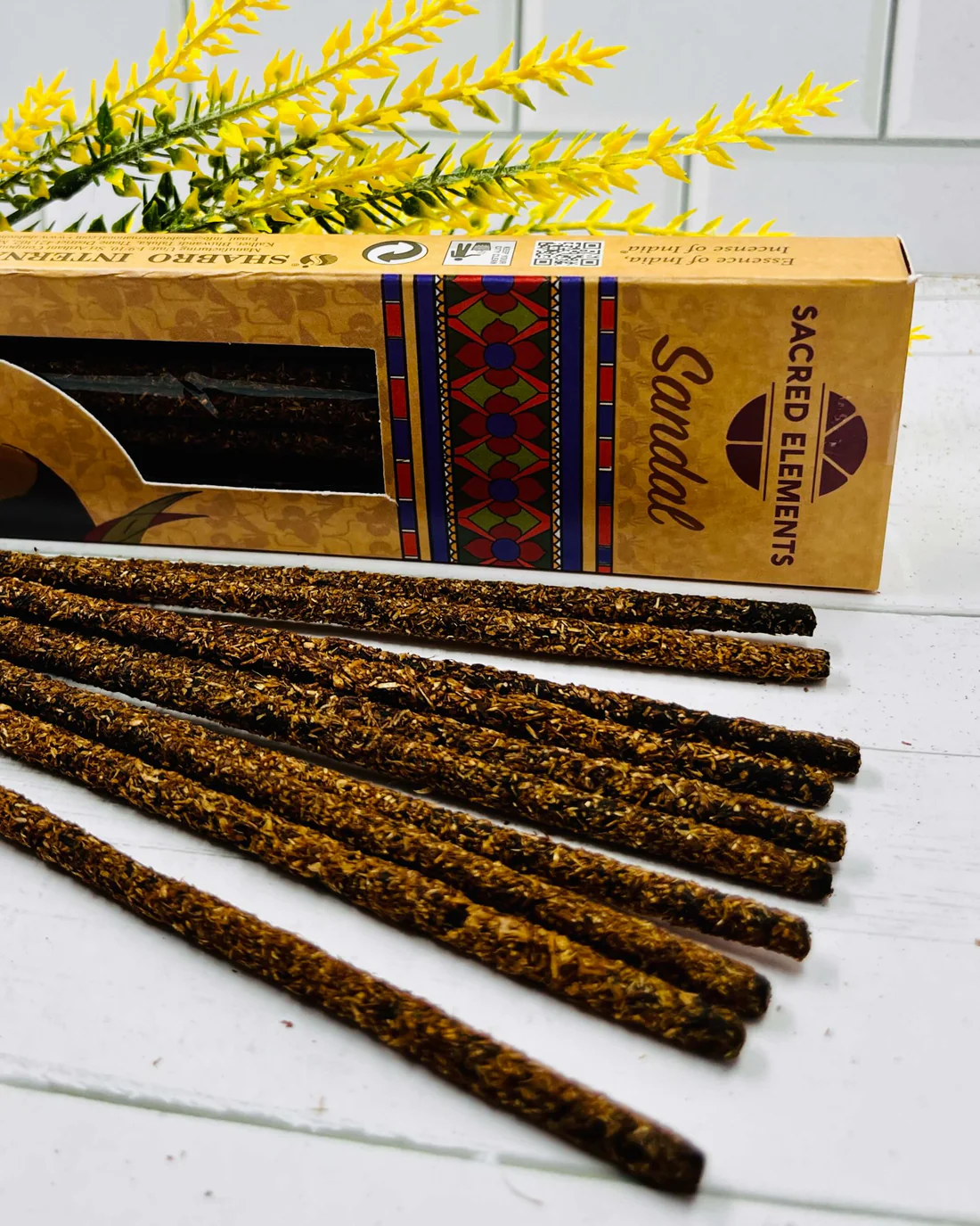 Vonne tycinky Sacred Elements / SANTAL