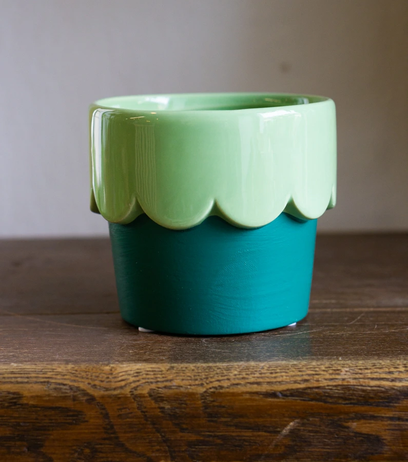 Keramicky kvetinac "Zmrzlinka"