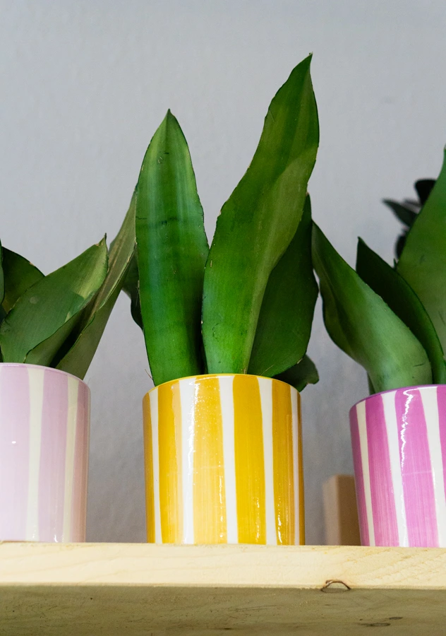 Keramicky kvetinac "Vertical"