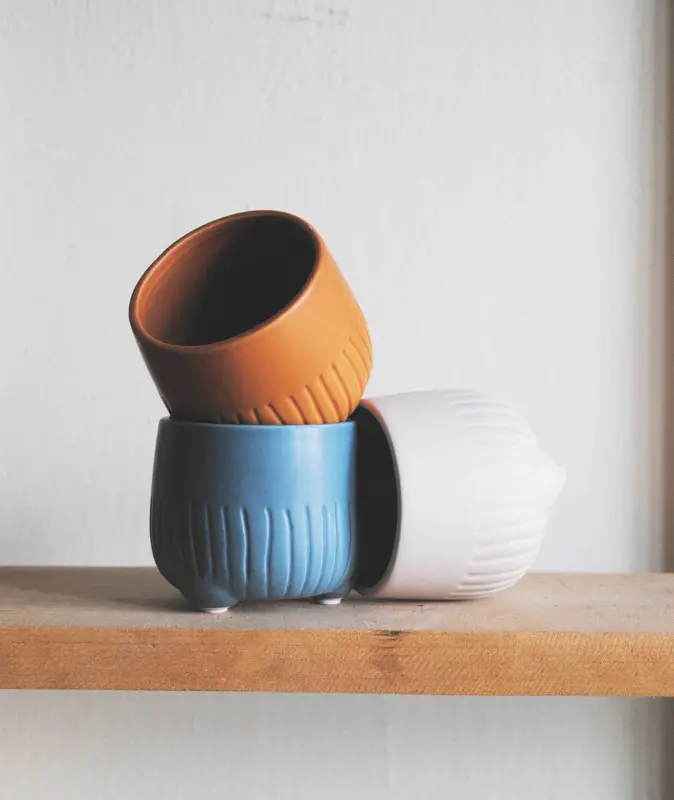 Keramicky kvetinac Tucko modry