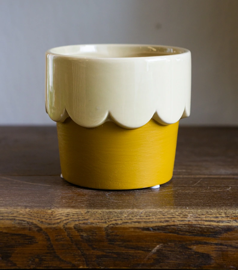 Keramicky kvetinac "Zmrzlinka"